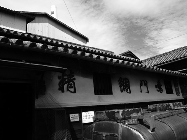 L1030177-t.jpg